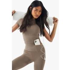 Brown - Fitness & Gym Tops boohoo Womens Basics Seamless Rib Short Sleeve Top - Beige