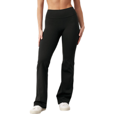 Signature Flared Leggings - Black