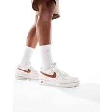 Brown - Men - Nike Air Force 1 Shoes Nike Air Force 1 07 Trainers Ivory Saddle Brown