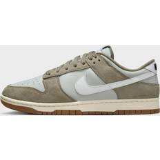 Nike Dunk Low Retro SE Light Silver Light Army Sail White