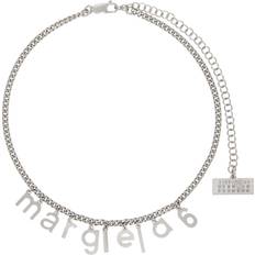 Harpiks Halskæder MM6 Maison Margiela Logo Halskæde Med Dekorative Elementer - Grå