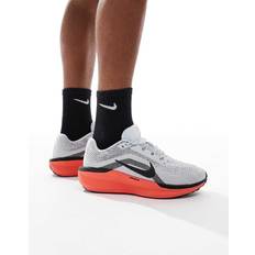 Nike winflo 11 Nike Running Air Winflo 11 Running Trainers - Grey/Red