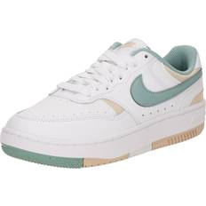 Nike Gamma Force Shoes - White