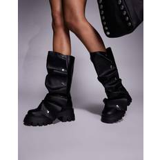 Azalea Wang Sybel Boots Med Nitar Och Nedvikt Design - Svart