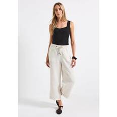 Basic Top Mit Square Neck - Schwarz