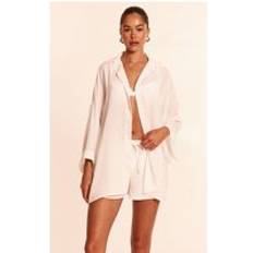 PrettyLittleThing Floaty Oversized Drop Shoulder Beach Shirt - White