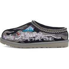 Hjemmesko UGG Tasman Slipper Palace Black Camo