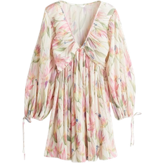 H&M Pleated Dress - Cream/Floral