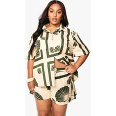 Boohoo Shorts boohoo Plus Shell Print Linen Shorts - Cream