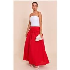 PrettyLittleThing Volume Maxi Skirt - Red