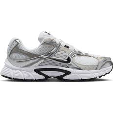 Nike V5 RNR W - White/Vast Grey/Metallic Silver/Black