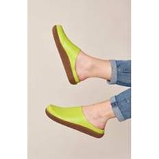Green Clogs Moshulu Pevensey Unlined Leather Clogs - Light Green