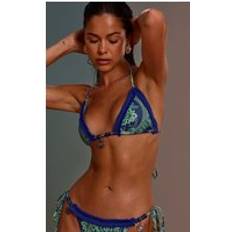 Paisley Badkläder PrettyLittleThing Print Scalloped Hem Bead Detail Triangle Bikini Top