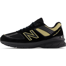 New Balance 990v5 Triple Black