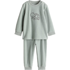 H&M Fleece Pyjamas - Dusty Light Green/Turtle (1113293006)