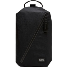 Lululemon Bags Lululemon Fast Track Bag 2.0 9L - Black