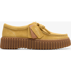 Clarks Sneakers Clarks Torhill Bee Gyldenbrune Sko I Ruskind