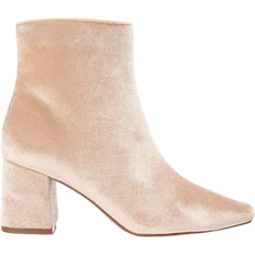 Journee Collection Hazara - Tan