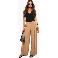 Tapered Trousers & Shorts boohoo Woven Pleated Wide Leg Trousers - Beige