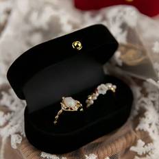 Shein Velvet Oval Ring Bearer Box Display Holder Case - Wedding Proposal Engagement Ceremony