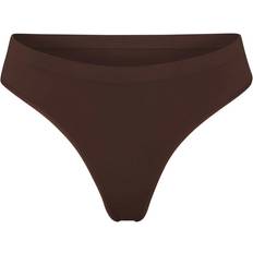 SKIMS Soft Smoothing Seamless Thong - Cocoa