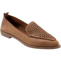 Bueno Blazey - Walnut
