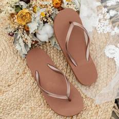 Brown Flip-Flops on sale Shein Unisex Anti-Slip Flat Flip Flops Soft Bottom - Indoor