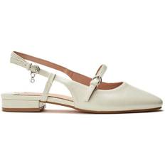 Low Heel Heels & Pumps Moda In Pelle Faiga Slingback Court Soes - Off White