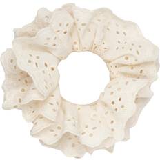 Broderie Scrunchie