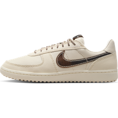Nike Field General