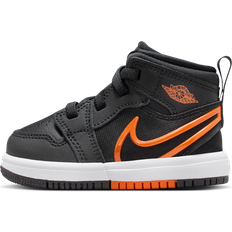 27 Basketskor Jordan 1 Mid RM EasyOn