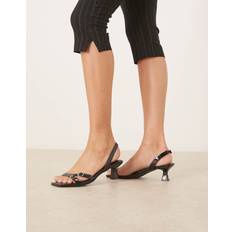 Lack Sandaletter Glamorous Heeled Sandals With Buckle Detail - Black Patent
