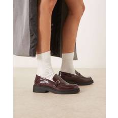 Glamorous Loafers Glamorous Vinröda Loafers Med Spännedetalj