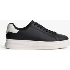 Minimalistiske Sneakers Med Snørebånd - Sort