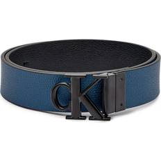 Calvin Klein Blåa Skärp Calvin Klein Bälte Monogram Buckle 35mm Adj Rev - Blå/Svart