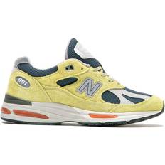 New Balance Shoes on sale New Balance Grape Sorbet Sneakers Beechnut - Green