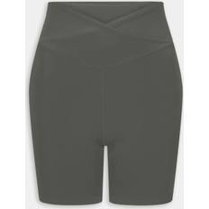 DayFlex Olivfärgade Shorts Med Omlottdesign - Grön