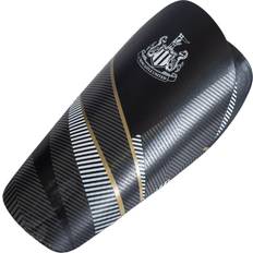 Black Shin Guards NEWCASTLE UNITED FC Childrens Crest Slip-In Shin Guards