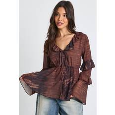 boohoo Snake Print Chiffon Ruffle Cinch Waist Blouse - Brown
