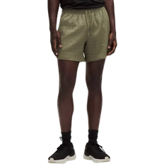 Lululemon Mile Maker Reflective Linerless Short 6" - Bay Leaf