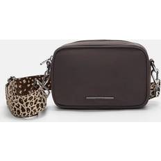 Leopard Axelremsväskor Pull&Bear Brun Och Leopardmönstrad Axelremsväska - Brown