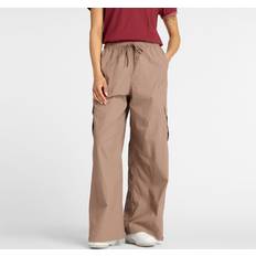 New Balance Dam Byxor New Balance Kvinnor Woven Cargo Pant Polywoven - Brun