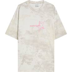 Bershka Beige T-shirts Bershka T-shirt mörkbeige / ljusrosa