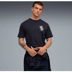 Puma Graphic Card Play Relaxed Tee Men - New Navy