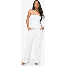 Boohoo Men Trousers & Shorts boohoo Woven Pleated Straight Leg Trousers - White