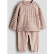 74/80 Övriga sets H&M Baby Dimrosa 2-Delat Set Med Stickad Tröja Och Joggers -