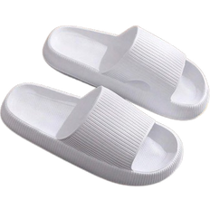 Shein Summer New Fashion Striped EVA Slipper Unisex Couples Slippers Lightweight Comfortable Thick Soles Resistant Wear Soft And AntiSkid Slippers Home Bath