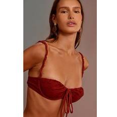 Breathable Bikinis PrettyLittleThing Textured Floral Underwired Bikini Top - Orange