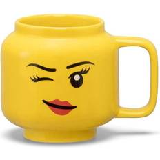 Mugg Winking Girl