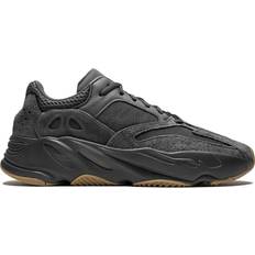 Adidas Nike Air Jordan 4 Trainers adidas Yeezy Boost 700 Utility Black Sneakers - Suede
